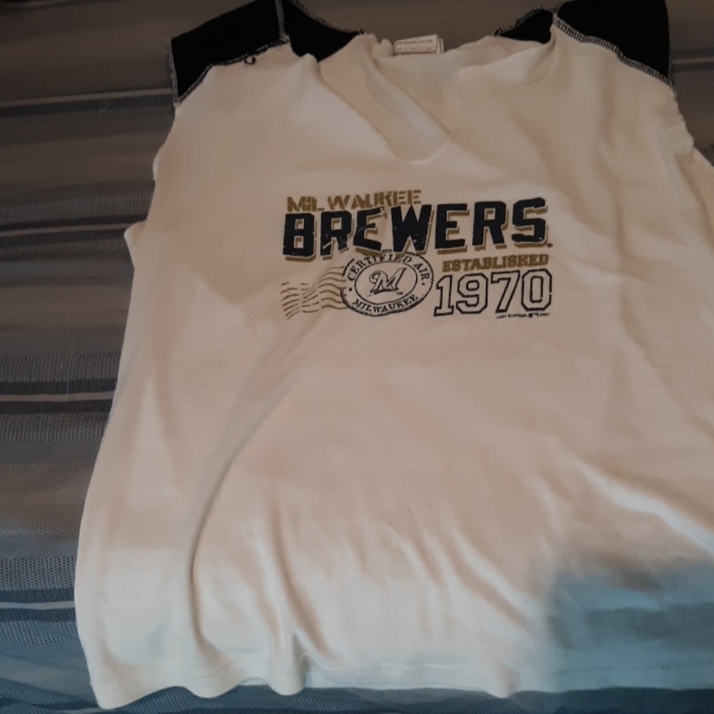 Milwaukee brewers cut off